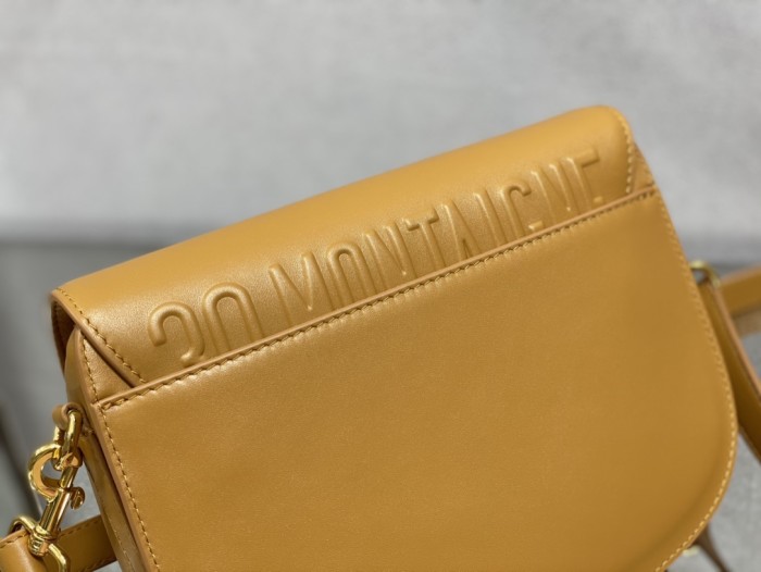 Handbag   Dior  size  22*17*6 cm