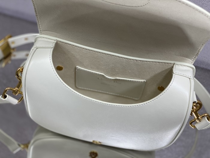 Handbag   Dior  size 22*17*6 cm