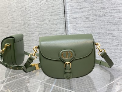 Handbag   Dior  size  22*17*6 cm