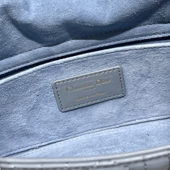 Handbag   Dior 0540  size  26*6*14 cm