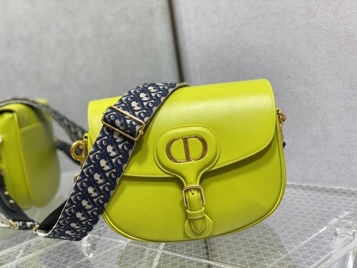 Handbag   Dior  size  27*18*19.5 cm