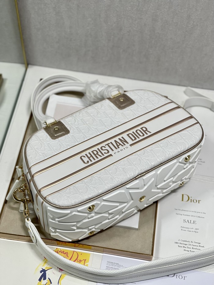 Handbag   Dior 6204 size   34×22×14 cm