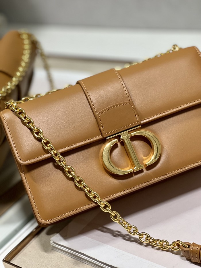 Handbag   Dior  9334  size  21.5×12×6 cm