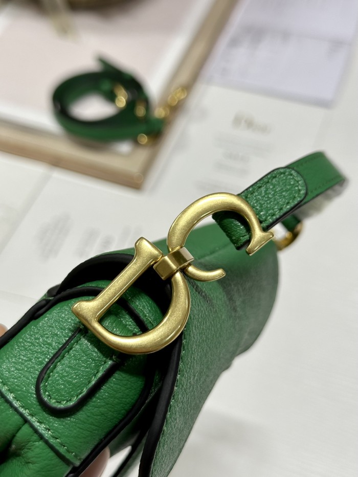  Handbag   Dior  3067   size 12 x 7.5 x 5  cm