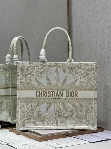 Handbag   Dior  1286  size  41*32 cm