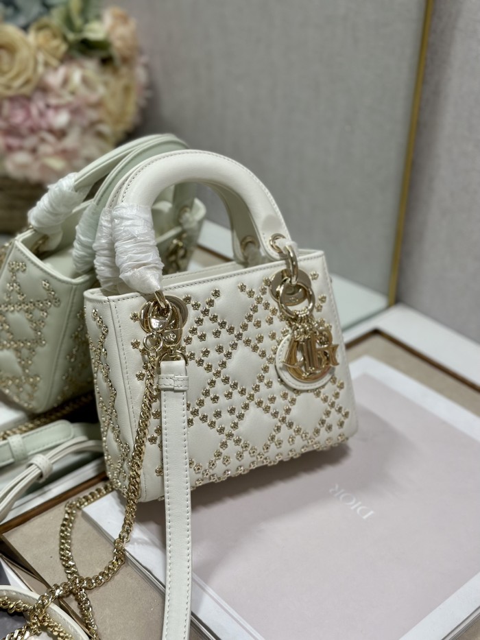 Handbag   Dior  0505  size  17×7.5×14 cm