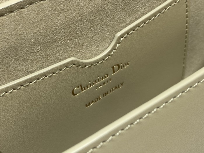 Handbag   Dior   size 21*5*12 cm