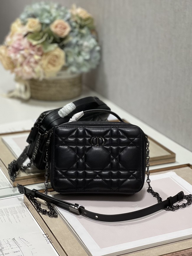 Handbag   Dior  5140  size 18×13×5  cm