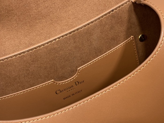 Handbag   Dior  size  27*18*19.5 cm