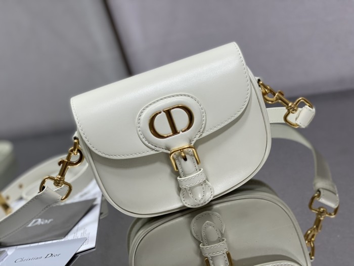 Handbag   Dior size  18*14*5 cm
