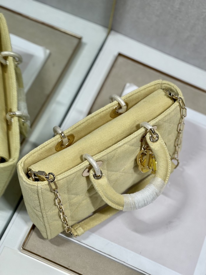 Handbag   Dior   0540  size  26*6*14 cm