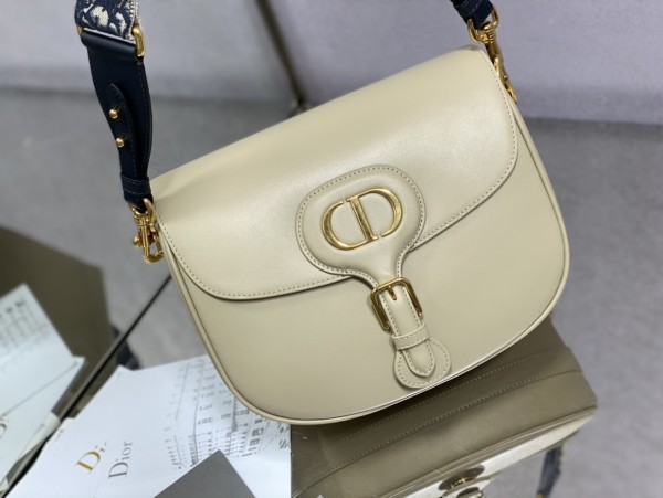 Handbag   Dior  size  27*18*19.5 cm