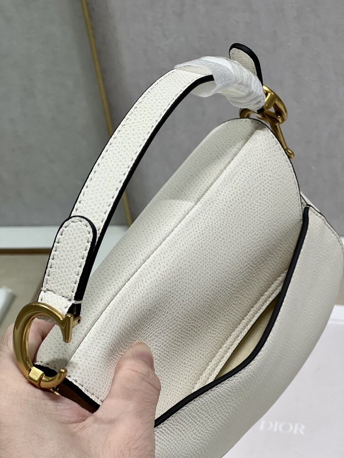 Handbag   Dior  3397  size  19.5×16×6.5 cm