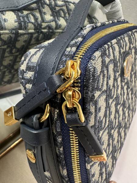 Handbag   Dior  2141  size  18×13×5  cm