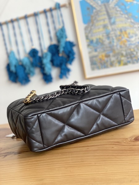 Handbag   Chanel   AS3660  size  24*41*10.5  cm