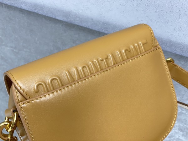 Handbag   Dior size  18*14*5 cm