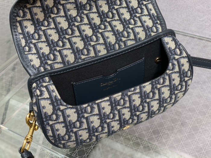Handbag   Dior  size 21*5*12 cm