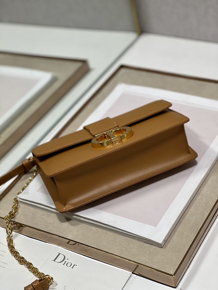 Handbag   Dior  9334  size  21.5×12×6 cm