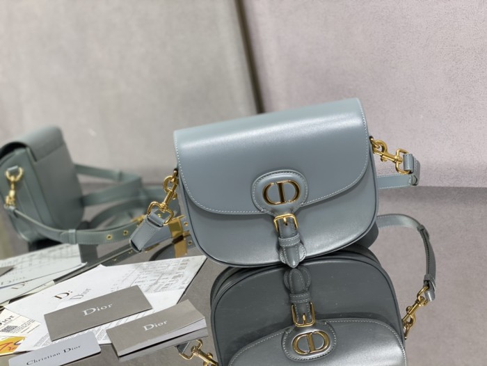 Handbag   Dior  size  22*17*6 cm