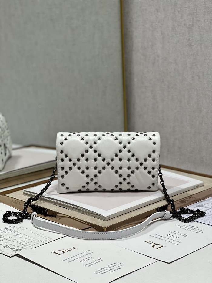 Handbag   Dior  5135  size  19.5×11×6.5 cm