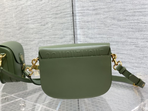 Handbag   Dior  size  22*17*6 cm