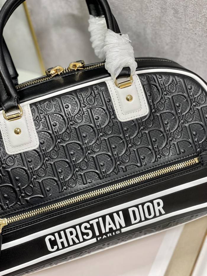  Handbag   Dior  6202  size  34×18×15 cm