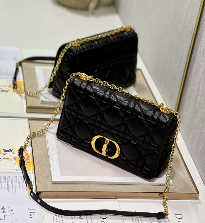Handbag   Dior  1200  size  28 cm