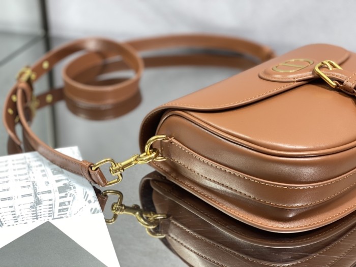 Handbag   Dior  size  22*17*6 cm