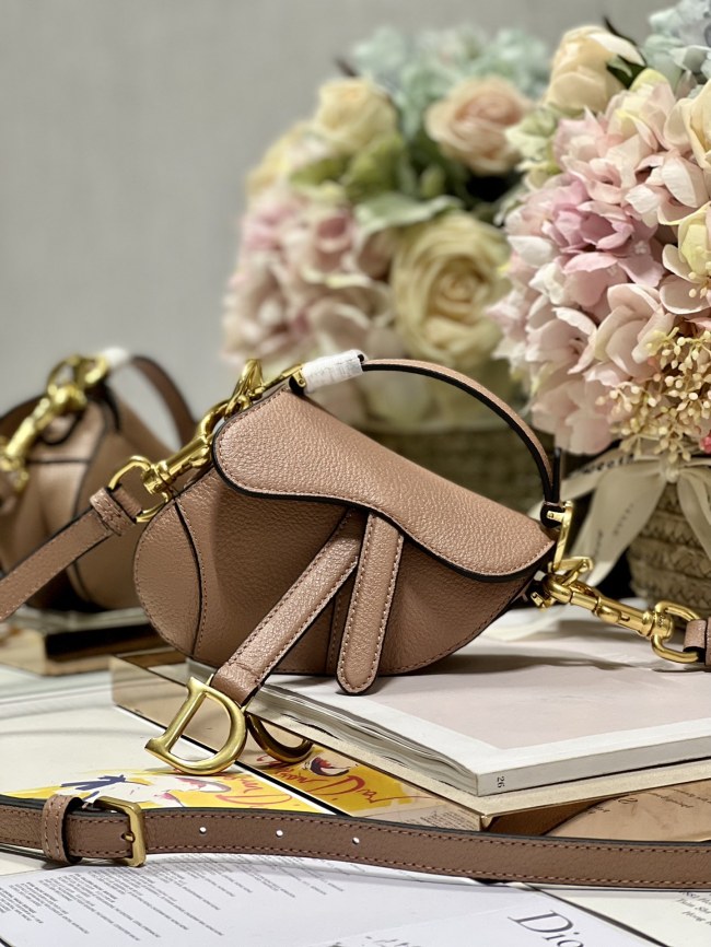 Handbag   Dior  3067  size  12 x 7.5 x 5  cm