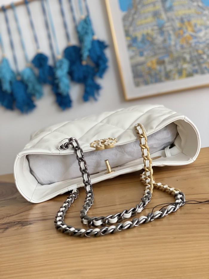 Handbag   Chanel AS3660 size  24*41*10.5  cm