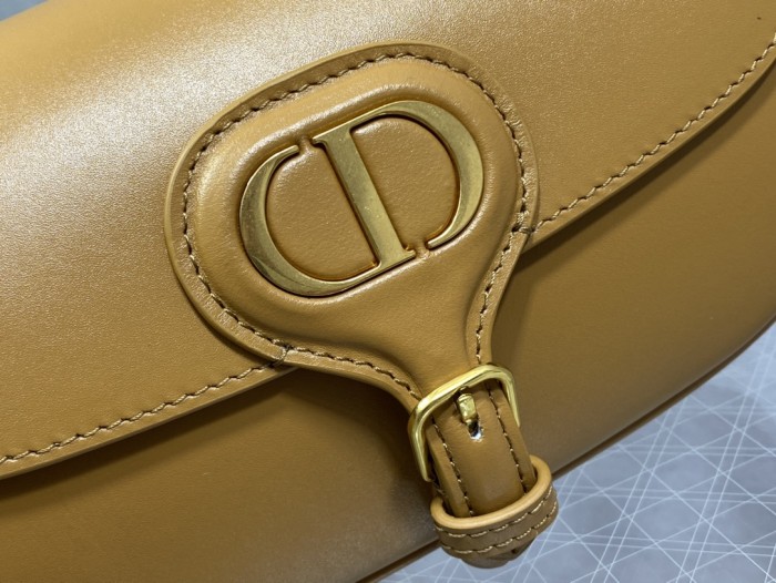 Handbag   Dior  size  21*5*12 cm