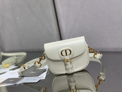 Handbag   Dior size  18*14*5 cm