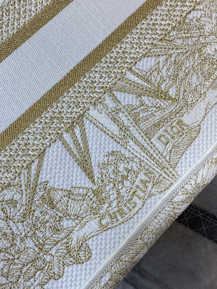 Handbag   Dior  size  26*8*22 cm