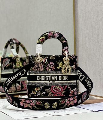 Handbag   Dior  9027  size  24*20*11  cm