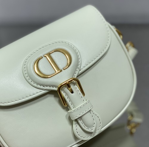 Handbag   Dior size  18*14*5 cm