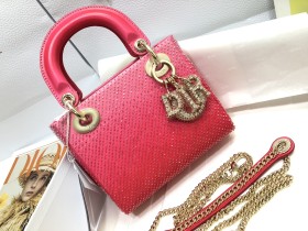   Handbag   Dior  M0505  size  17×15×7 cm
