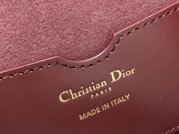 Handbag   Dior  size 22*17*6  cm