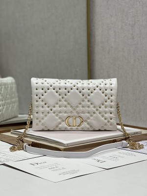  Handbag   Dior  5136  size  24×15×7 cm