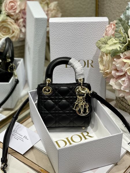  Handbag   Dior 0856   size  12*10*5 cm