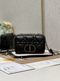 Handbag   Dior  1200  size  20 cm