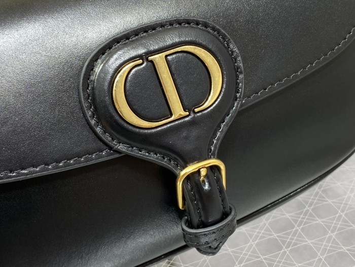 Handbag   Dior  size 21*5*12 cm