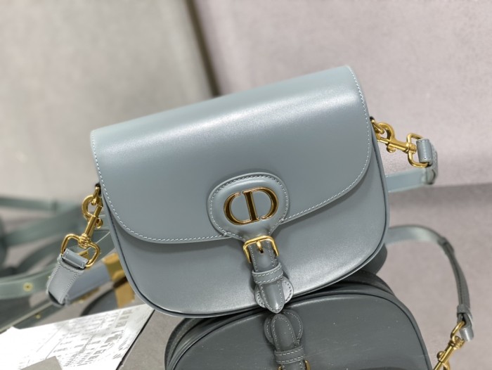 Handbag   Dior  size  22*17*6 cm