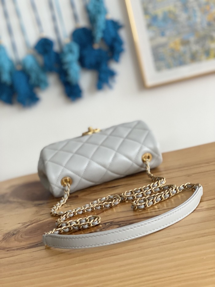 Handbag   Chanel  3474  size 15*20*8 cm