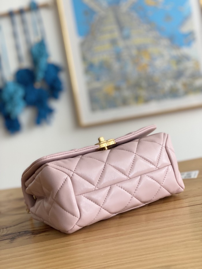 Handbag    Chanel  3366  size  21X13X10 Cm