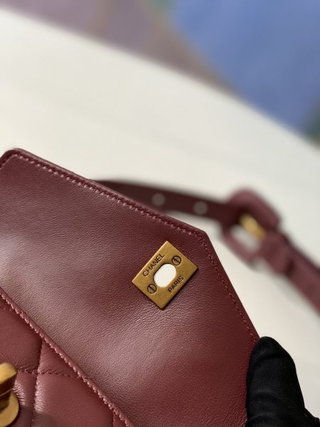 Handbag   Chanel  99009  size  18*3.5*12  cm