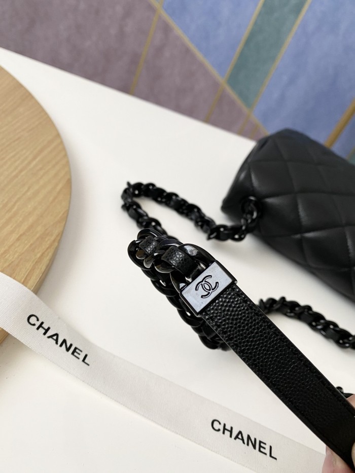 Handbag   Chanel  2303  size  24x16.5x7 cm