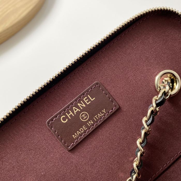 Handbag    Chanel 81341  size  9.5*17*8 cm