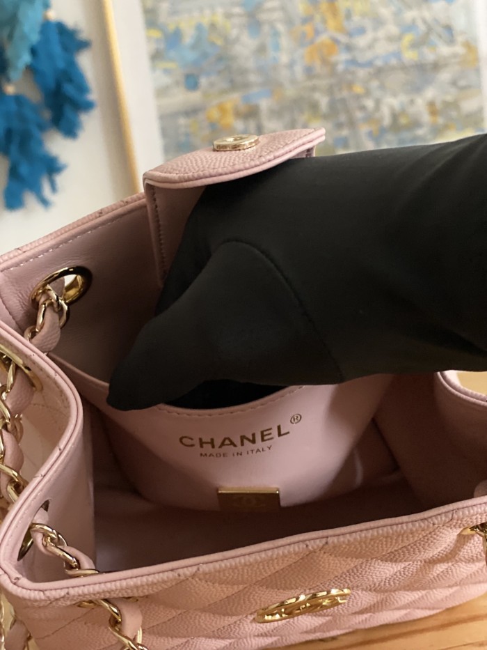 Handbag  Chanel   AS3176  size  16X15X9 cm