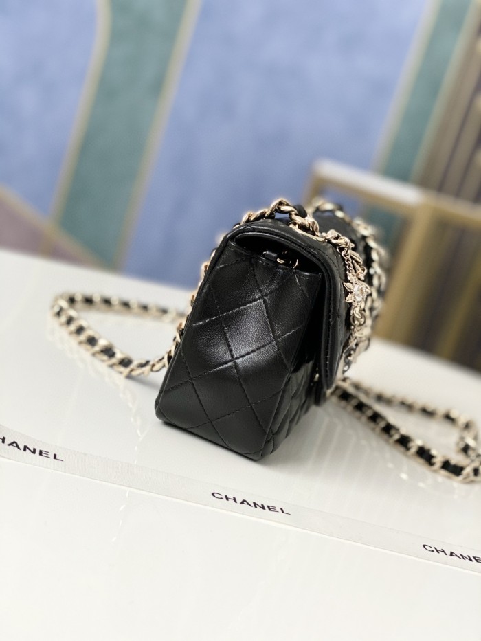 Handbag    Chanel  AS2326  size  20 cm