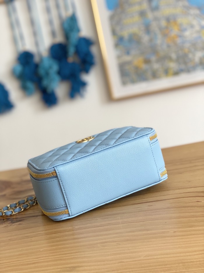 Handbag   Chanel AP3222  size 19*13.5*7* cm